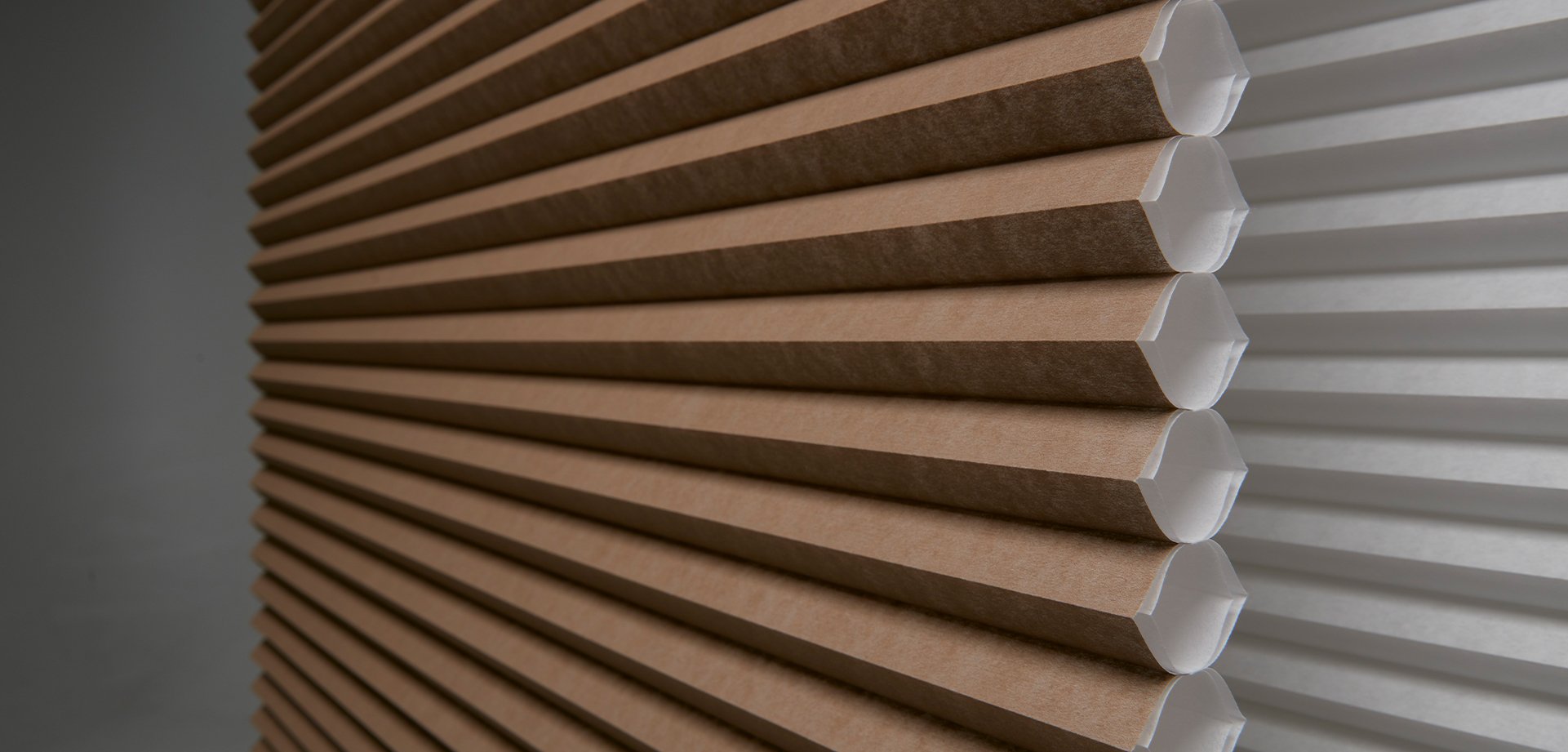 Whisper Architella Shades image showcasing honeycomb structure and insulating air pockets